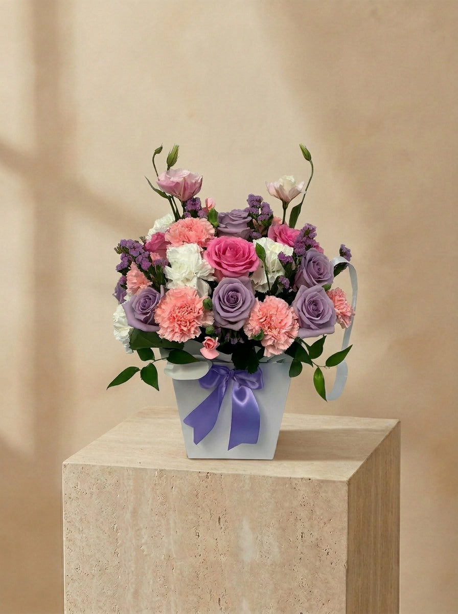 Aura – Elegante arreglo de rosas